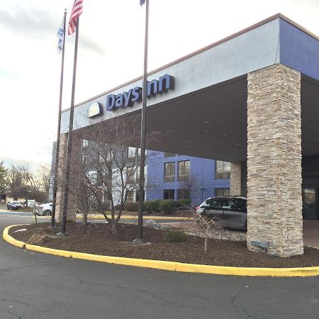 Days Inn By Wyndham Horsham Philadelphia Buitenkant foto
