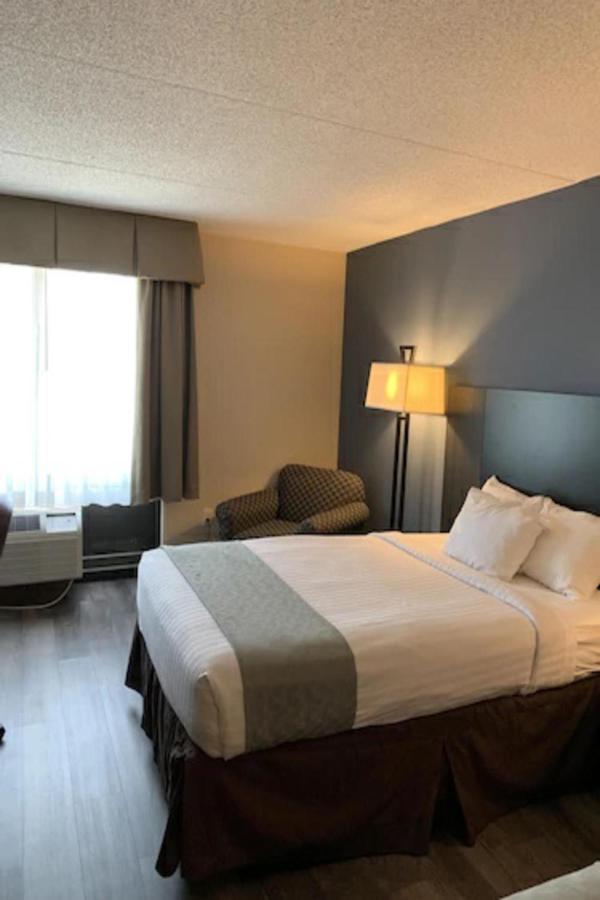 Days Inn By Wyndham Horsham Philadelphia Buitenkant foto