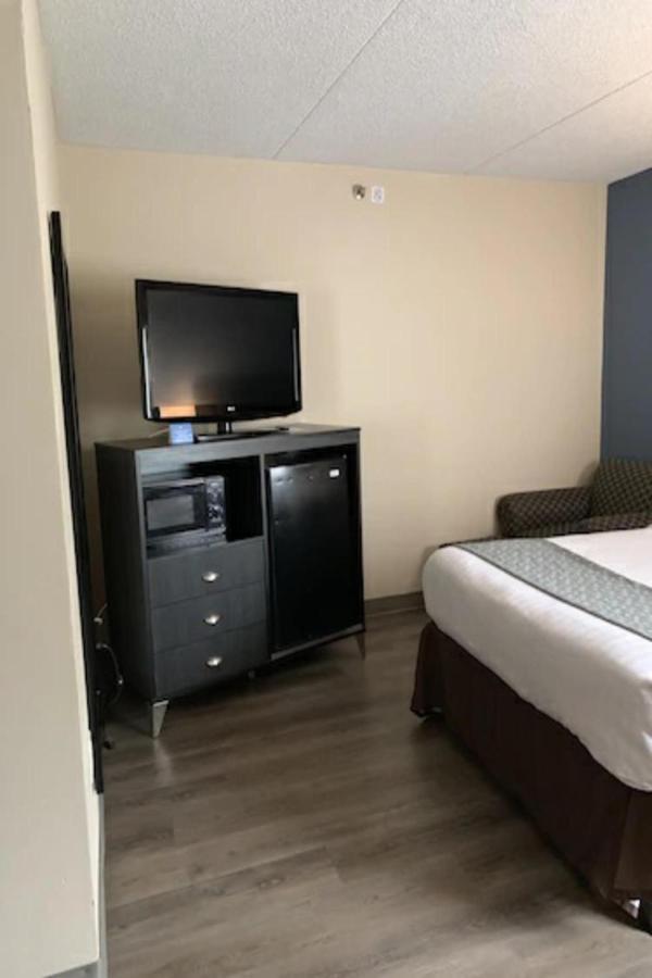 Days Inn By Wyndham Horsham Philadelphia Buitenkant foto